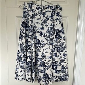 Collectif White & Navy Blue Floral Circle Skirt